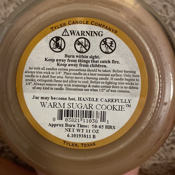 Tyler Candle Warm Sugar Cookie Candle - Picture 4 of 4